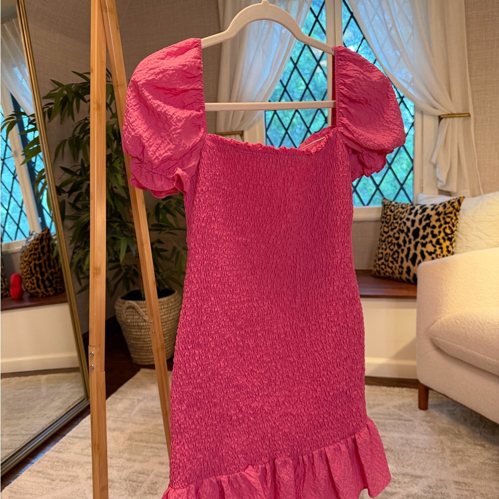Zara Pink Puff-Sleeve Smocked Dress Stretchy! Size M